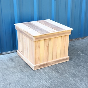 Outdoor log box with lid hotsell