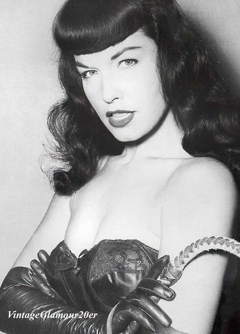 Actress Bettie Page, 1950s 00471 image 1