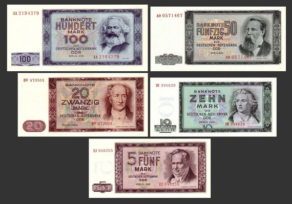 Issue 1929-1934 Britannia 5 50 Pounds reproduction 20 5 old banknotes 10 10
