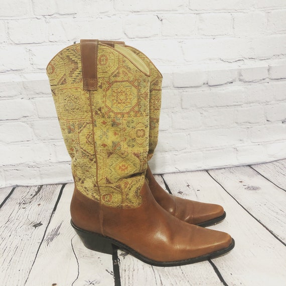 Matisse Western Fabric Shaft Boots Size 9