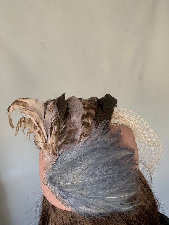 Elegant Velvet Hat w feathers and lace - Vintage … - image 10