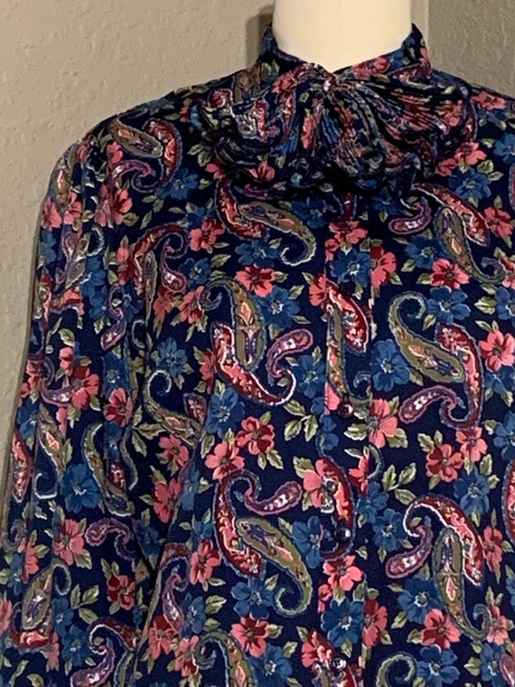 1970's-80's Navy Blue & Pink Paisley Floral Blous… - image 4