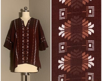 1990's-00's Maroon Embroidered Guatemalan Shirt Tunic Blouse Top V-Neck Half Sleeves Vintage Medium Large M L