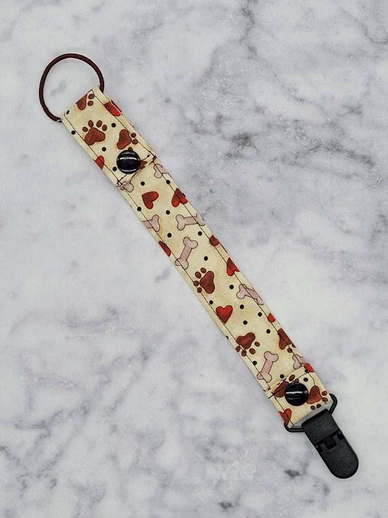 Gender Neutral Baby Shower Gift Paw Print Baby Gift Binky Leash New Baby Gift Dog Pacifier Clip Toy Strap Dummy Chain Soother Holder