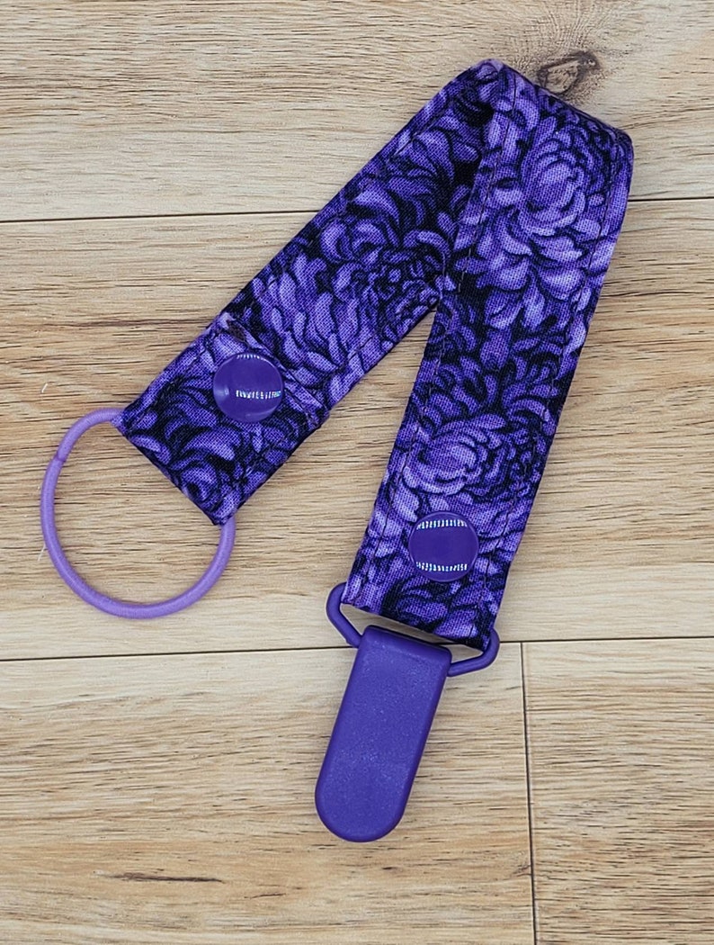 Paci Leash Baby Shower Gift for girl Binky Lanyard Dummy Chain Pacifier Clip Flower Floral Baby Gift Soother Holder Baby Girl Gift
