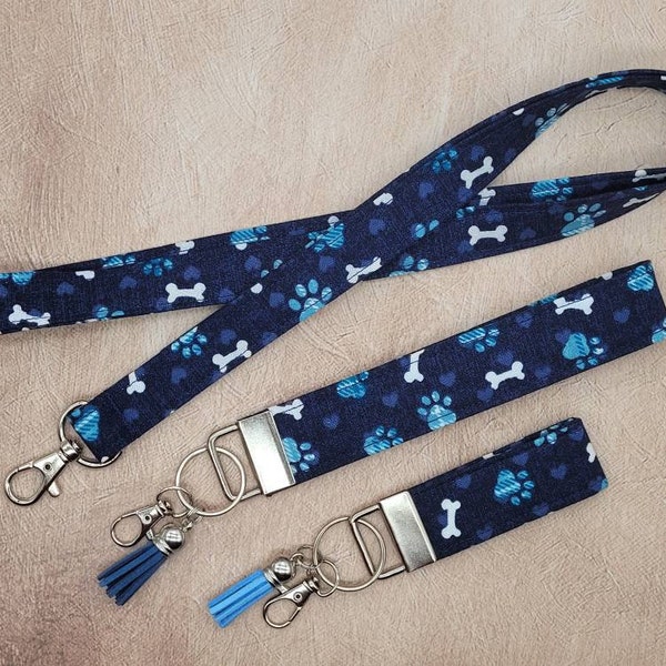 Dog Key Fob Wristlet with Tassel, Paw Print Keychain with clasp, Dog Lovers Gift, Car Accessories for Women, Wrist Lanyard, Coworker Gift