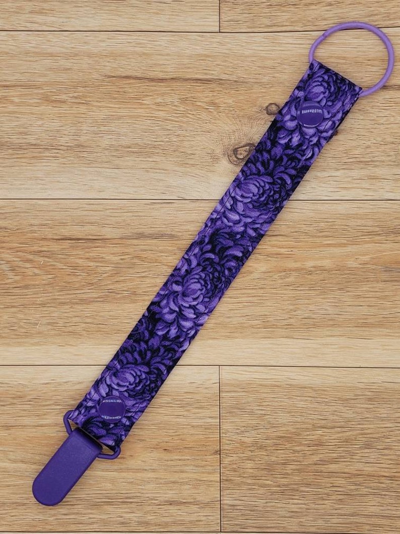 Paci Leash Baby Shower Gift for girl Binky Lanyard Dummy Chain Pacifier Clip Flower Floral Baby Gift Soother Holder Baby Girl Gift