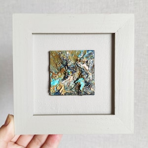 Pintura al óleo pequeña, paisaje abstracto azul diminuto gris, marco de 5 x 5, obra de arte original, paisaje oceánico, arte de pared minimalista moderno cuadrado, arte de verano