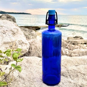 1 Liter Cobalt Blue Glass Water Bottle – Hand-Engraved with Mandala or Personal Text Ho&#39;oponopono Cleasing Blue Solar Water Bottle