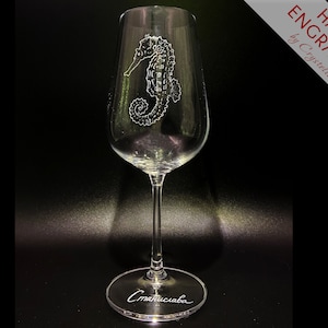 Seahorse Hand Engraved Wine Glass | Summer Ocean theme Glassware | Sea horse design