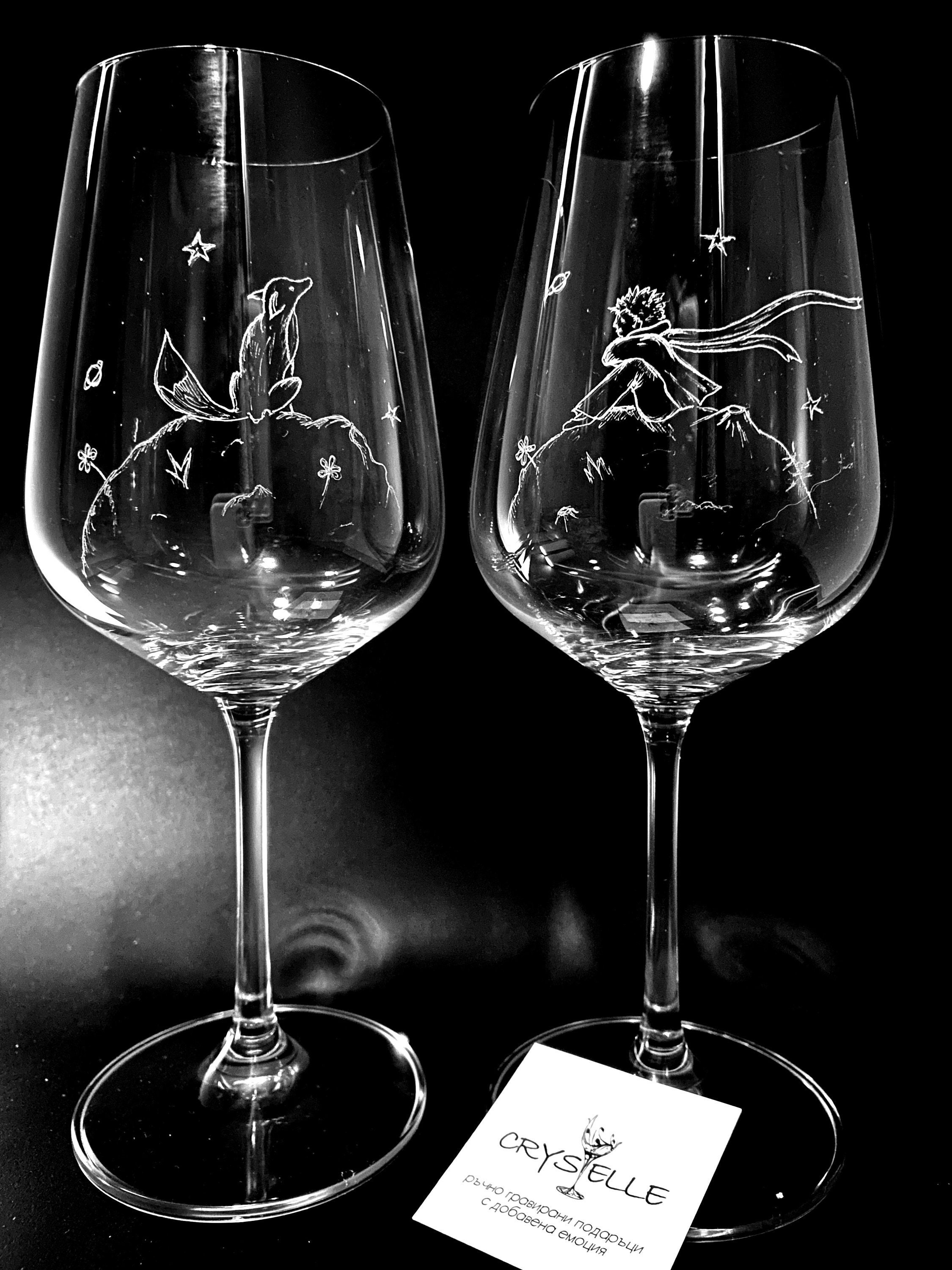 Etched Fancy Initial Wine Glass, Design: K6