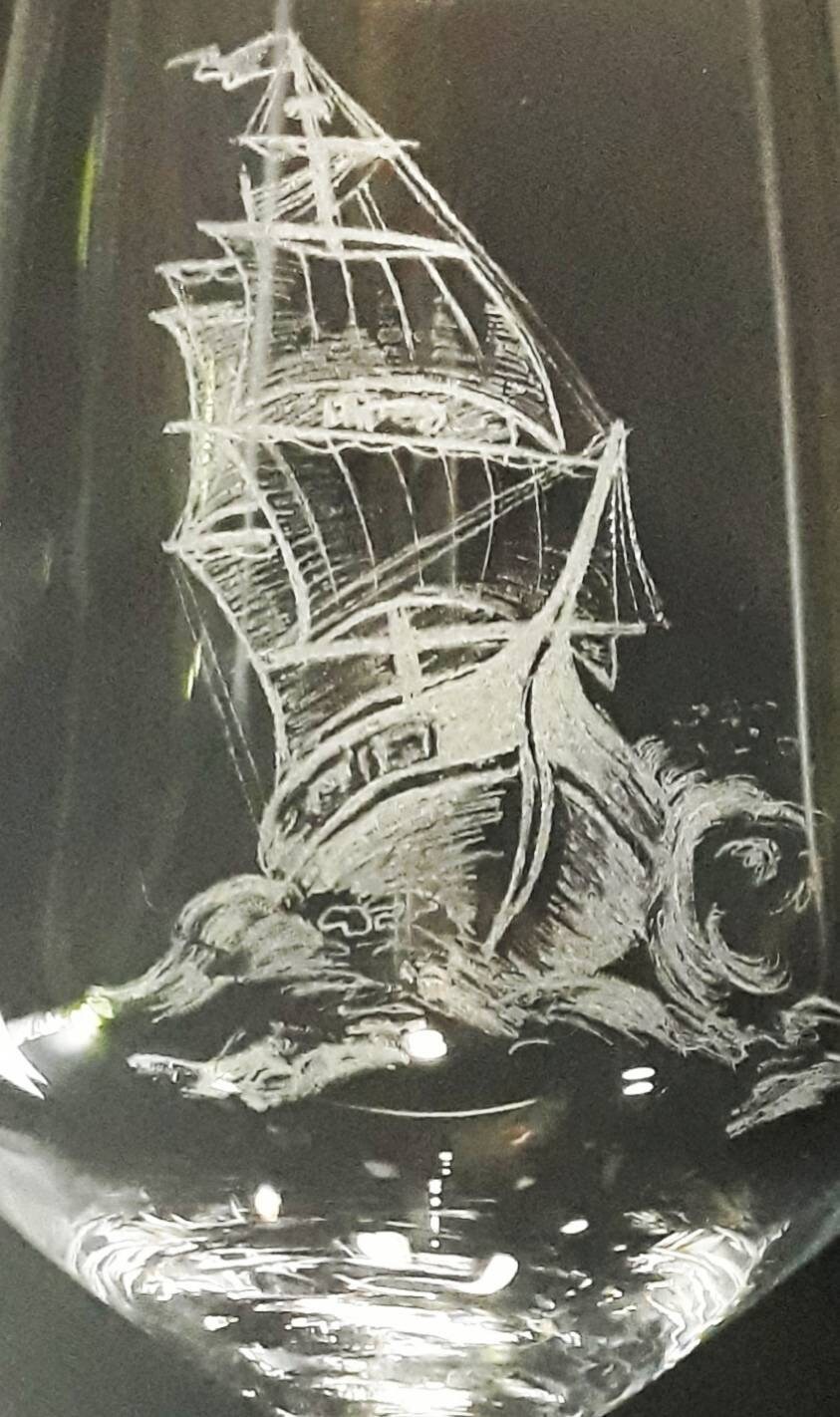 Pirates Sailing Ship Black Pearl Wine Glass Hand Engraved Sailor Marine