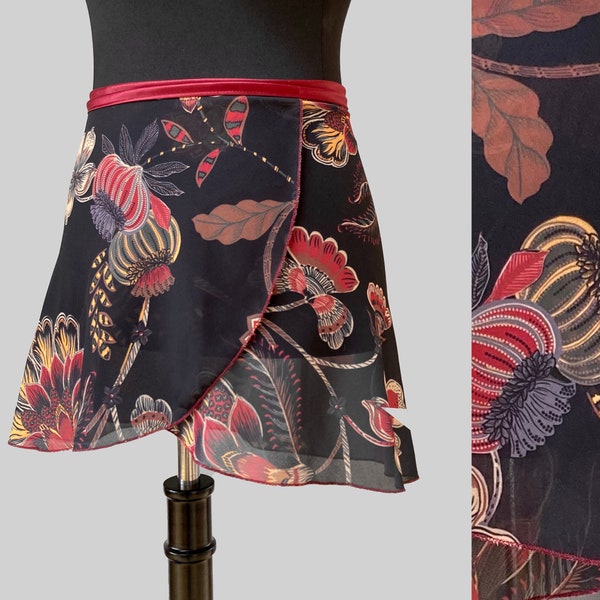 wild poppy! Opaque ballet skirt, short and medium length, burgundy duchesse band, wrap skirt