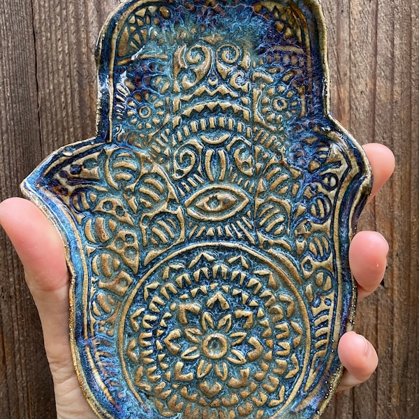 Bol de bijoux décoratifs en céramique à la main Hamsa fait à la main