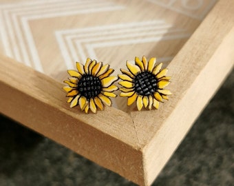 Sunflower earrings, stud yellow flower, sunny flowers