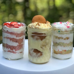 Gift Cake Cupcakes Cake Gifts Birthday Cake Cake Dessert