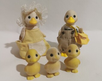 otter calico critters