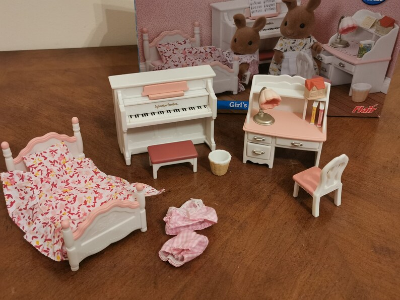 Sylvanian Families Retired Girl's bedroom Set BOXED Calico | Etsy