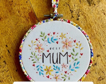 Best Mum floral embroidered gift kit for beginners.  Beginners embroidery gift for Mother’s Day. Complete beginners embroidery kit.