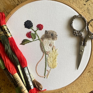Fieldmouse Embroidery Kit: Harvest Mouse on Brambles, DIY Craft