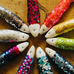 Sequinned Fish Craft Kit: Needlework Embroidery Project