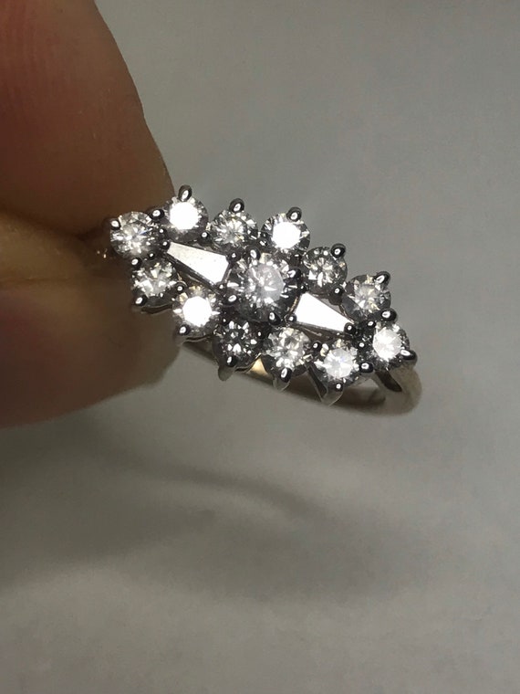 1ct Diamond cluster ring solid gold yellow gold V… - image 1