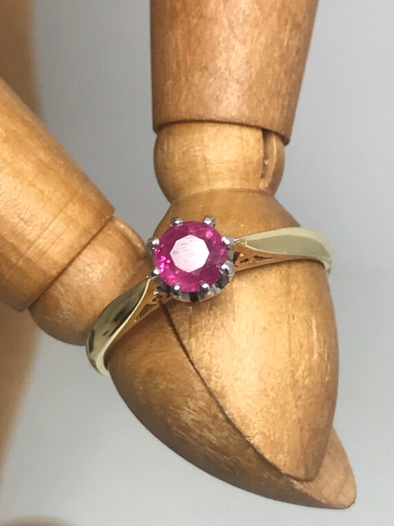 Ruby solitaire engagement ring 18ct solid gold vi… - image 3