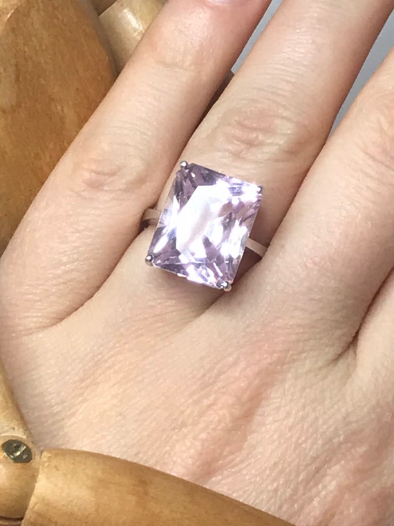 Pink cocktail ring 18ct solid gold engagement rin… - image 4