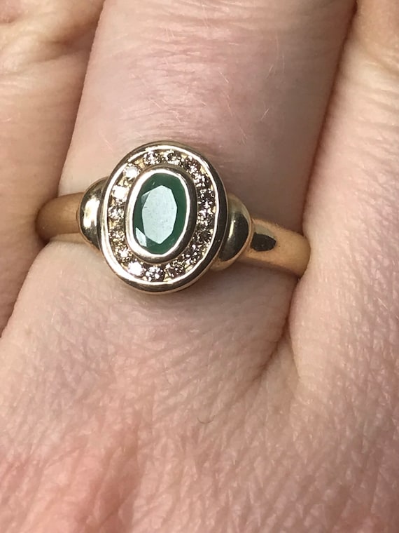 Diamond and emerald solid gold ring green vintage… - image 1