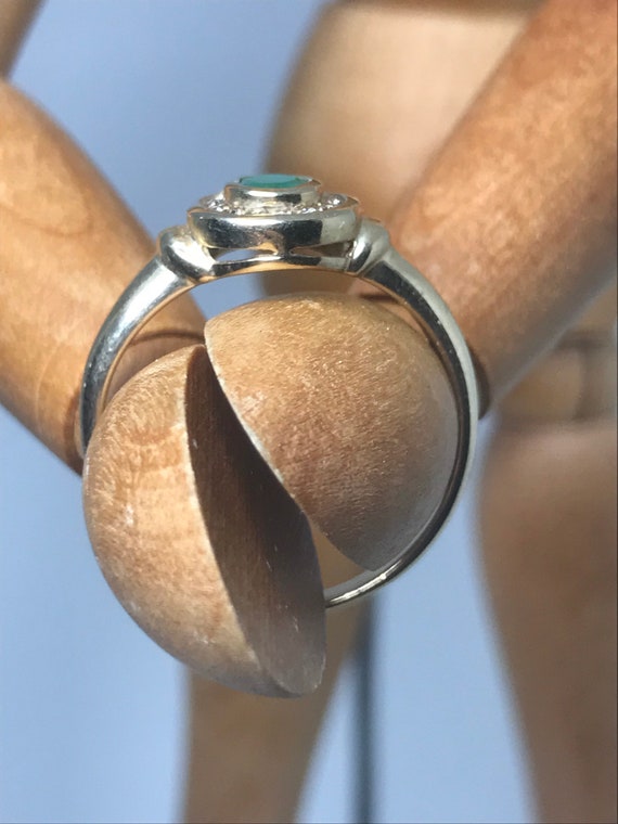 Diamond and emerald solid gold ring green vintage… - image 4