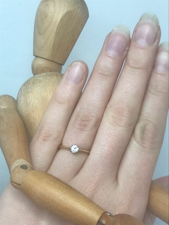 Diamond solitaire engagement ring solid gold vint… - image 3