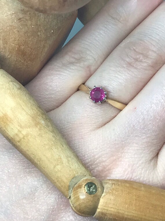 Ruby solitaire engagement ring 18ct solid gold vi… - image 7