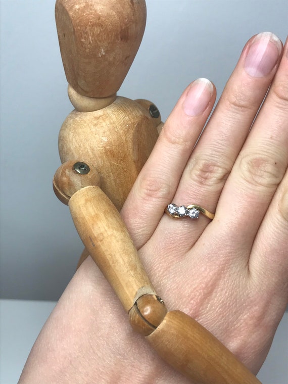 18ct diamond trilogy ring solid gold ring Size O … - image 7