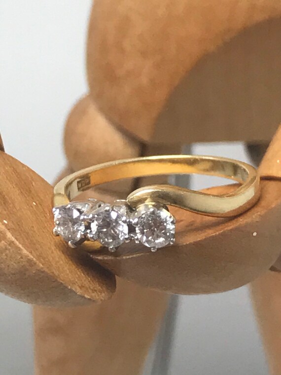 18ct diamond trilogy ring solid gold ring Size O … - image 9