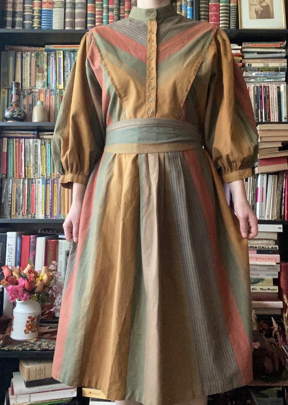 1970s Phool dress, mao collar, buttoned front, mat