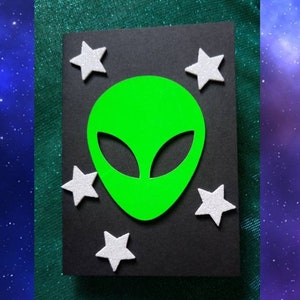 Cartão alienígena em branco feito à mão