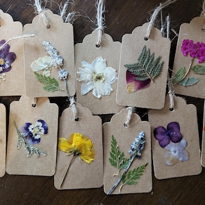 Pressed flower gift tags, handmade, wedding gift