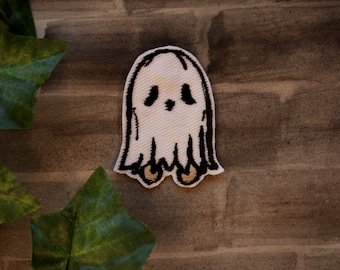 ゴースト刺繍アイロンパッチ | 手作りハロウィンギフト | 代替アクセサリー | ゴシックな装飾とアクセサリー | 不気味でかわいい