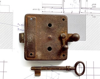 Antique Rustic Door Lock Skeleton Key - Working