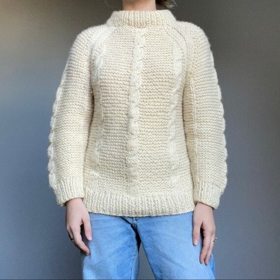 Vintage Women’s Hand Knit Cream White Wool Fisher… - image 2