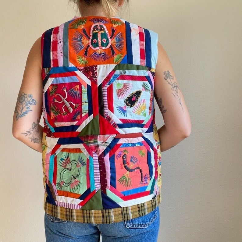 Vintage Handmade 1950s Quilted Animal Scene Folk Cottagecore Vest Sz M image 1