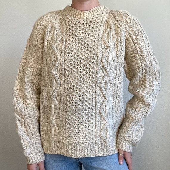 Vintage Hand Knit White 100% Wool Chunky Knit Fis… - image 10