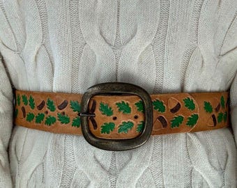 Vintage hand-tooled leather belt sz.30/sm. Vintage Leather Hand Tooled Western Cowboy Belt Personalized  main image 2