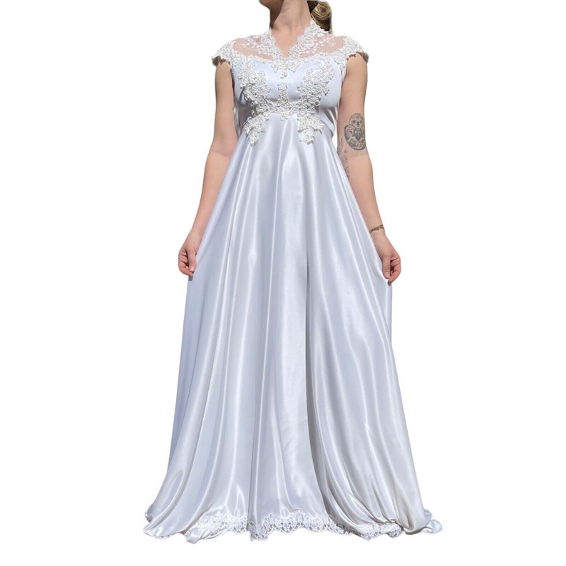Vintage 1970s White Lace Boho Hippie Retro Maxi Dress Floral Wedding Gown Sz M image 1