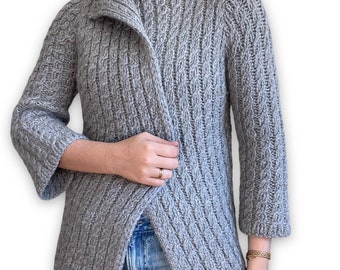 Hand Knit Womens Light Gray Chunky Cable Knit 100% Alpaca Ultra Soft Cardigan