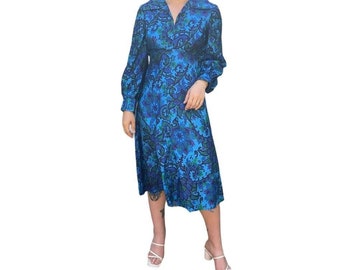 Vintage 1970s Womens Handmade Blue Floral Psychedelic Floral Disco Collar Dress