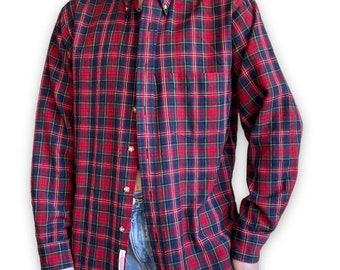 Vintage Mens 1970s Pendleton Blue Red Plaid Wool Button Down Made in USA Sz L