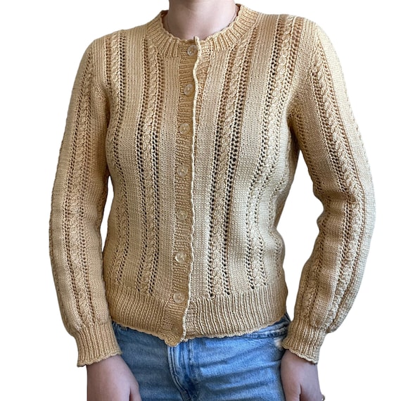 Vintage Womens Hand Knit Pastel Yellow Wool Lace … - image 1