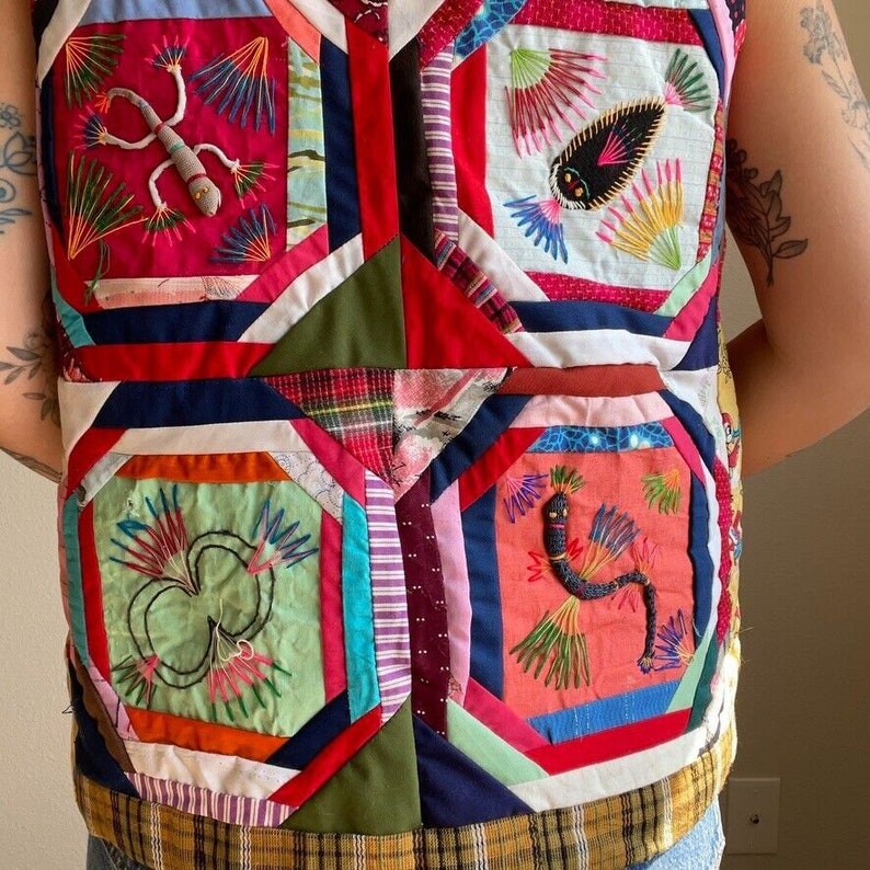 Vintage Handmade 1950s Quilted Animal Scene Folk Cottagecore Vest Sz M image 10