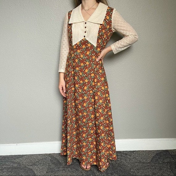 Vintage Women’s Handmade 70s Fall Festive Maxi Fl… - image 2